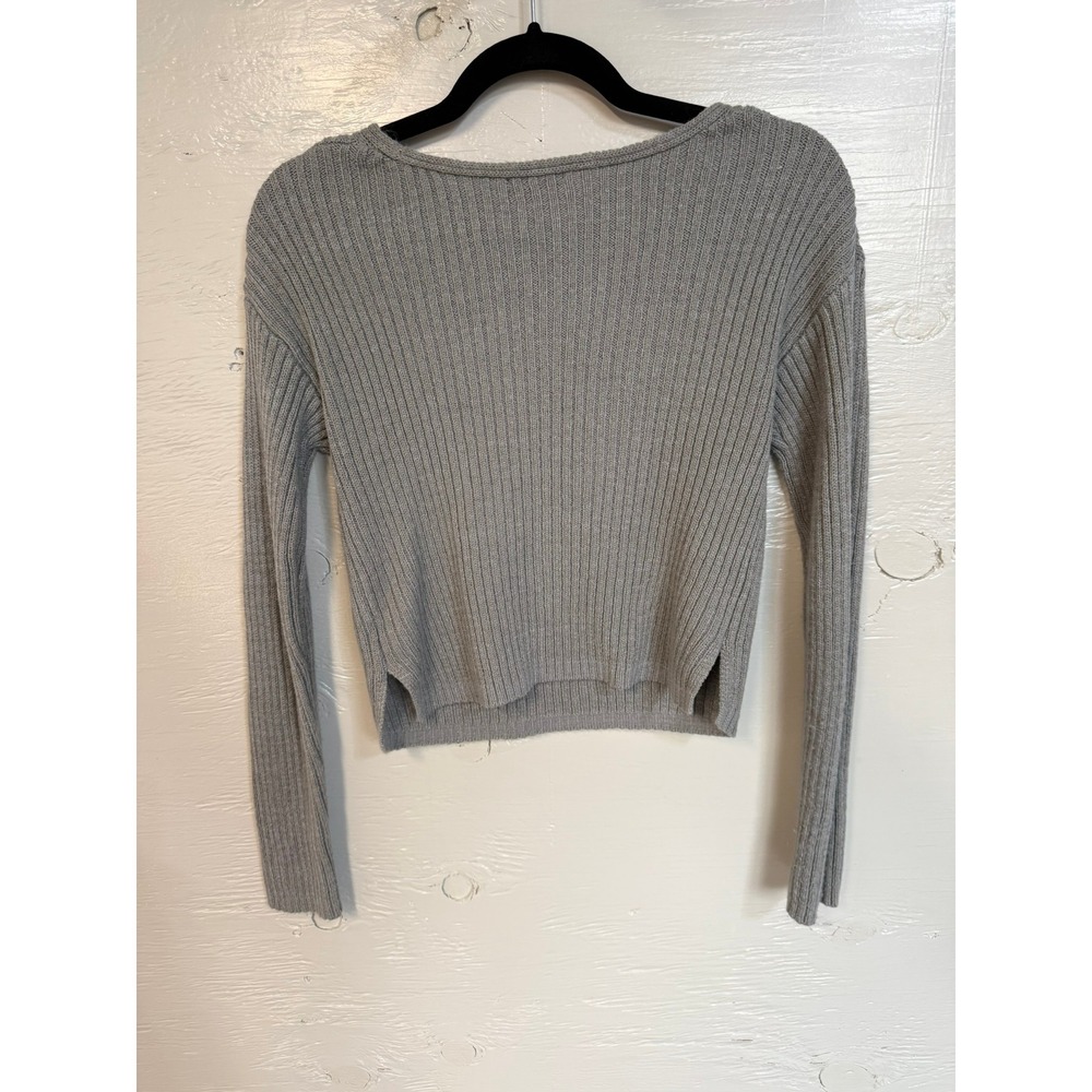 Wild Fable Gray Ribbed V-Neck Cropped Sweater Long Sleeve Small